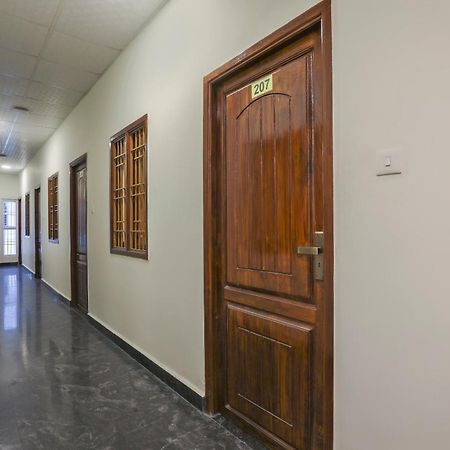 Hotel O Om Sakthi Hotel Puduččéri Exteriér fotografie