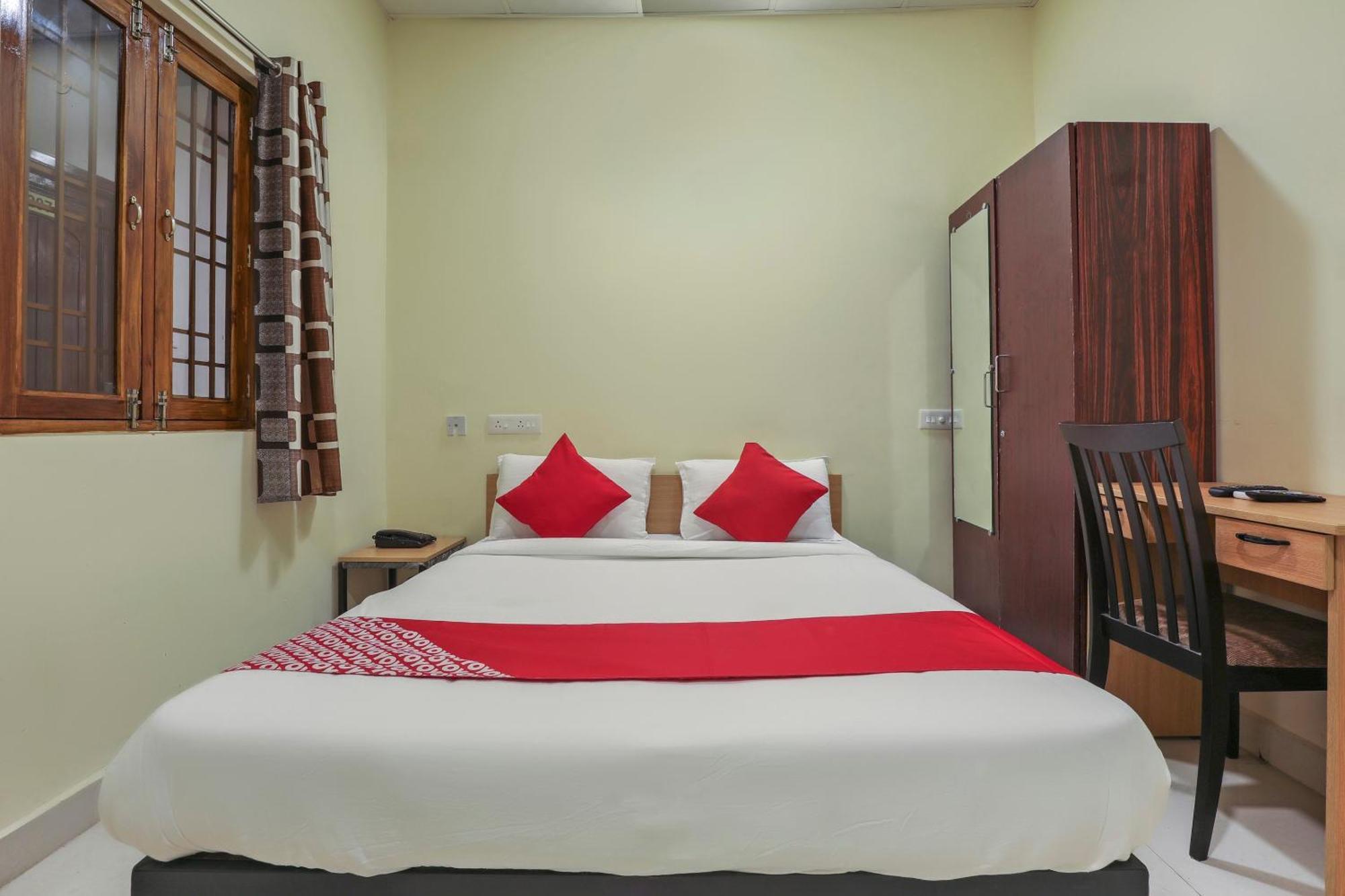 Hotel O Om Sakthi Hotel Puduččéri Exteriér fotografie