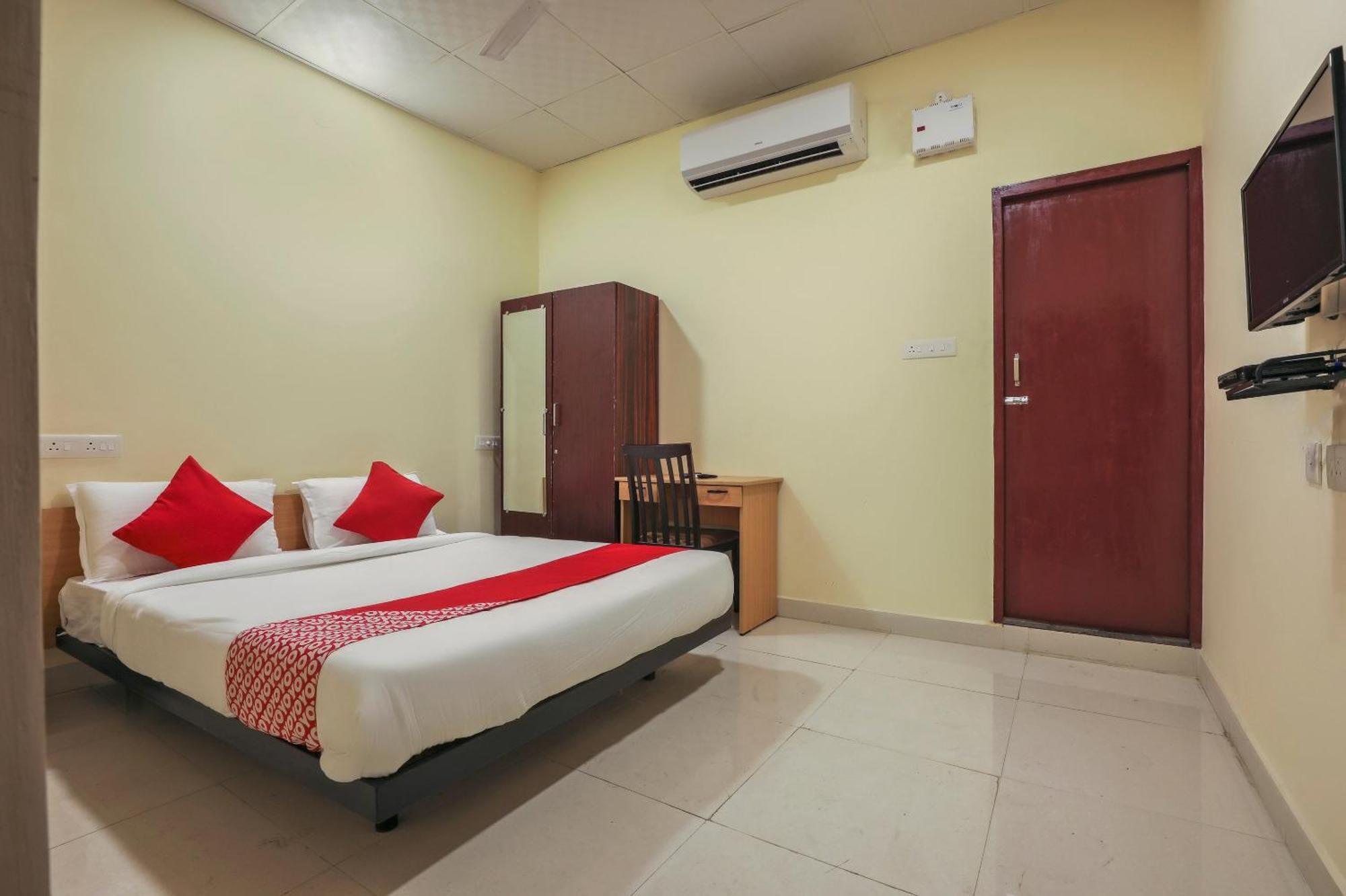 Hotel O Om Sakthi Hotel Puduččéri Exteriér fotografie
