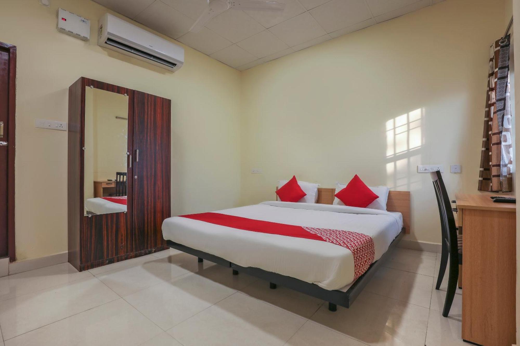 Hotel O Om Sakthi Hotel Puduččéri Exteriér fotografie