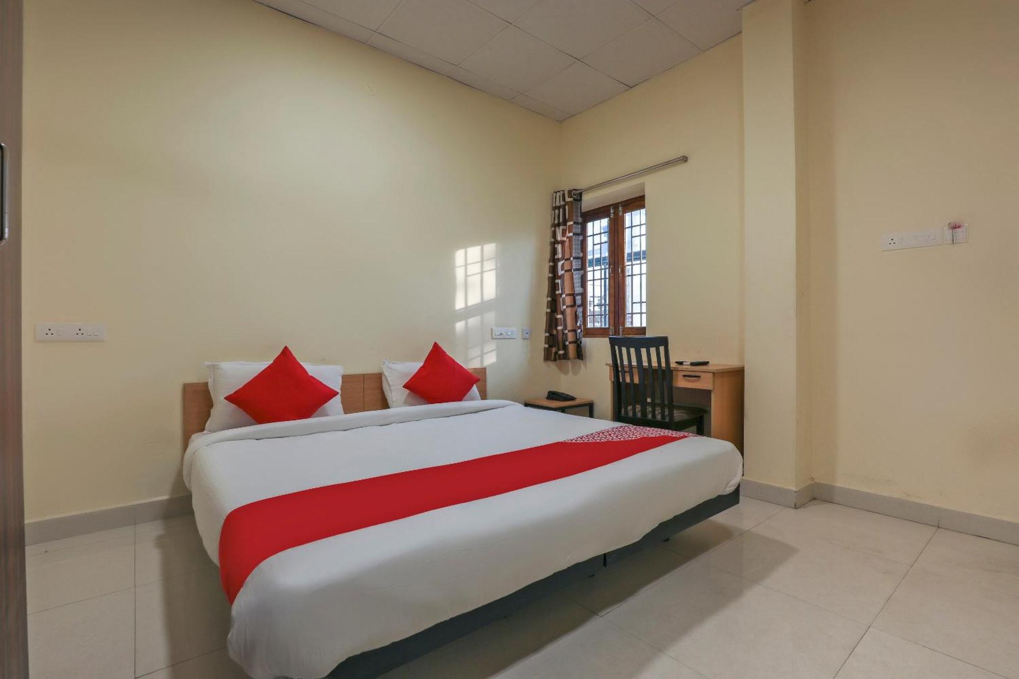Hotel O Om Sakthi Hotel Puduččéri Exteriér fotografie