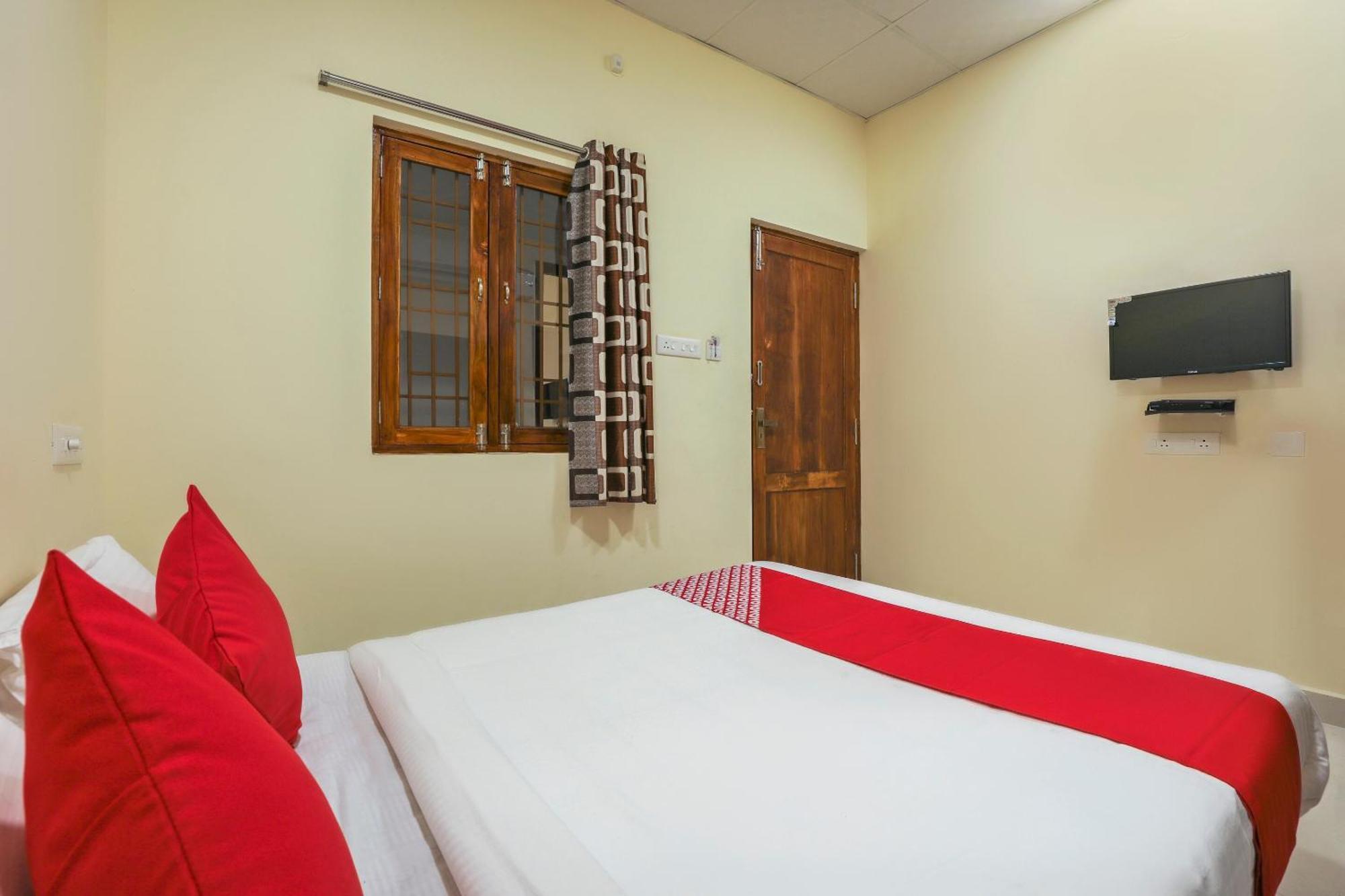 Hotel O Om Sakthi Hotel Puduččéri Exteriér fotografie