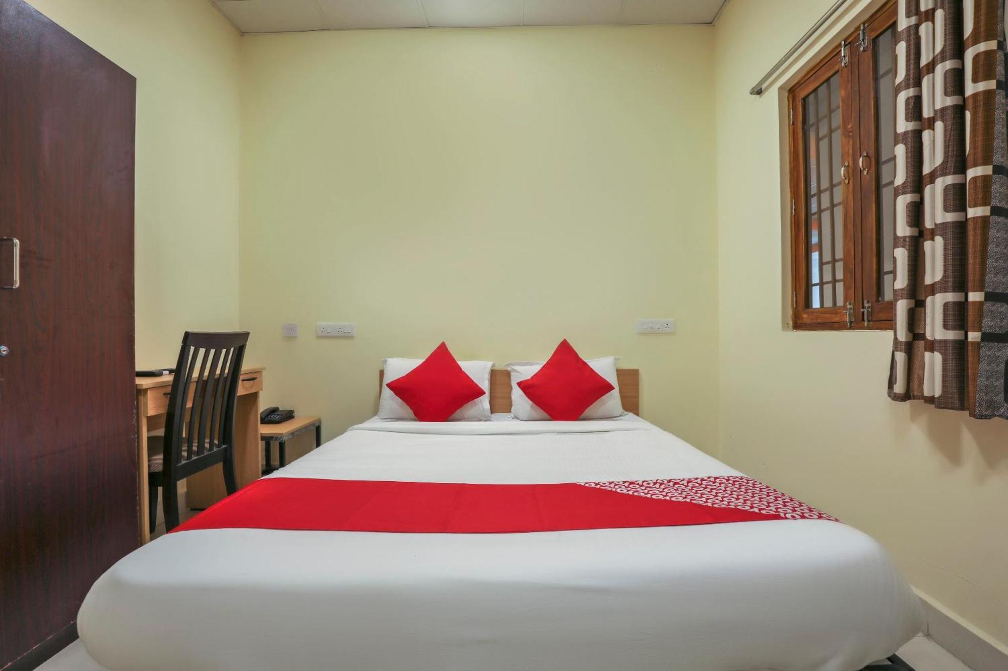 Hotel O Om Sakthi Hotel Puduččéri Exteriér fotografie